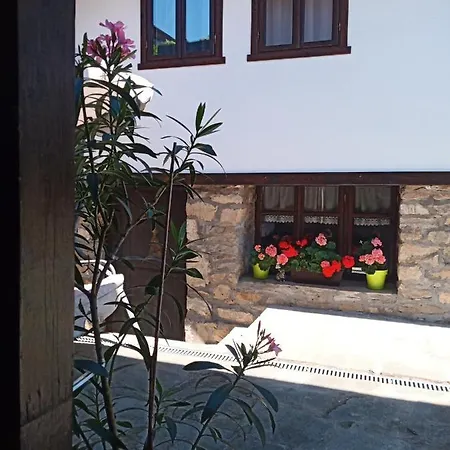 Strumena Ferienhaus